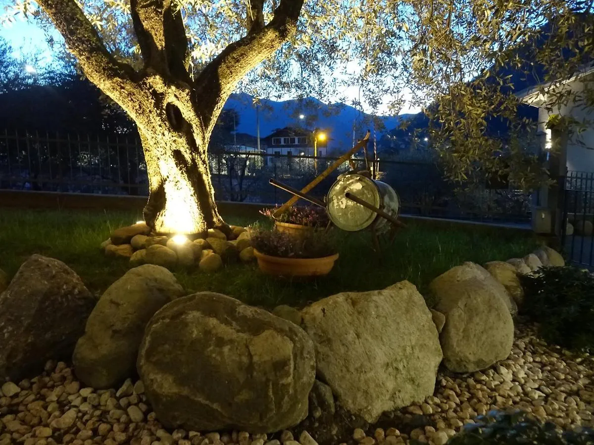 B&B Forsesiforseno Sulzano Bed & Breakfast